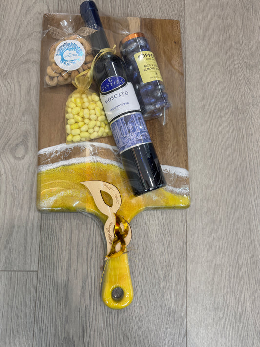 Charcuterie Board Mishloach Manot