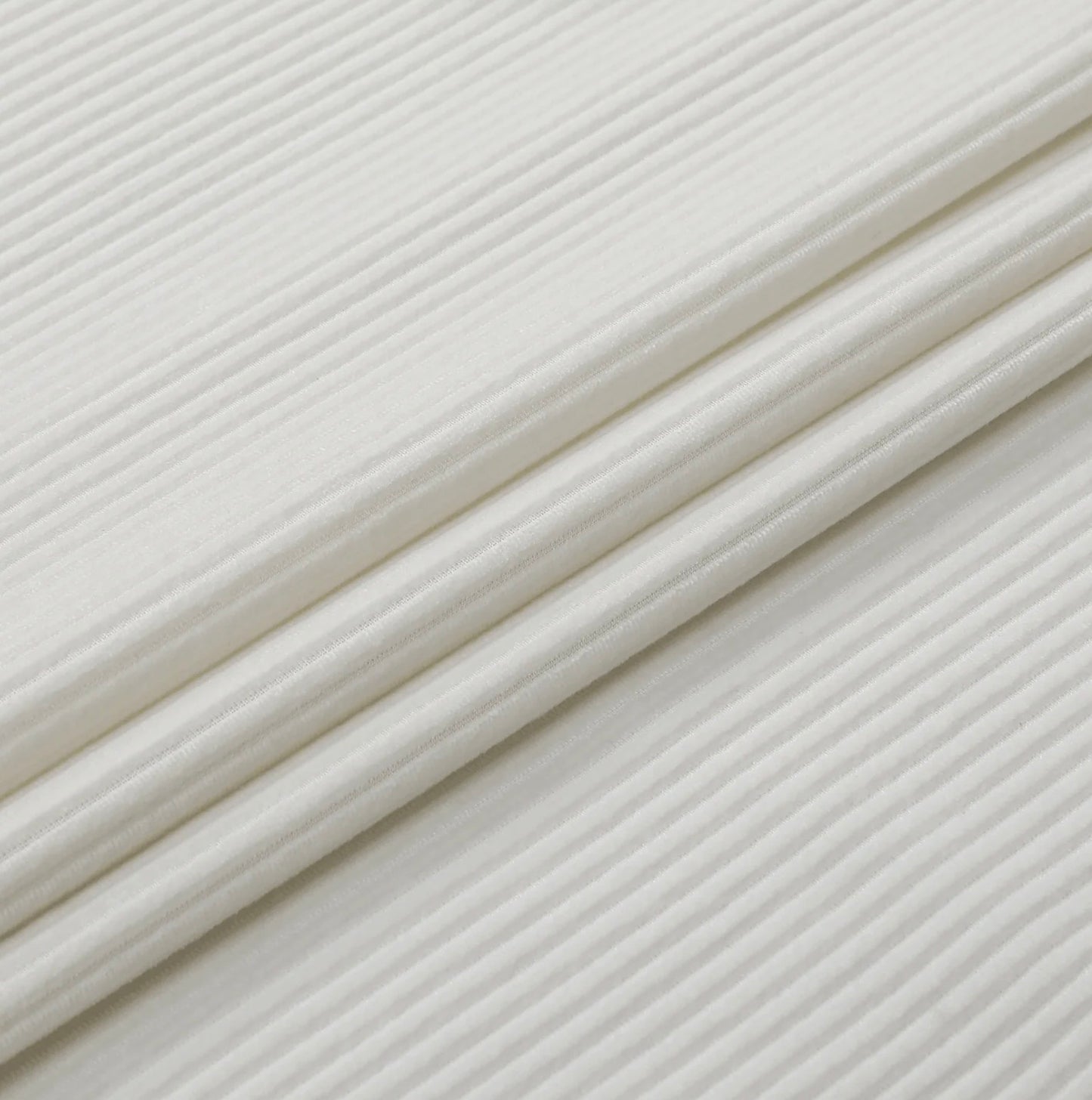 Velour Tablecloth in Taupe and White