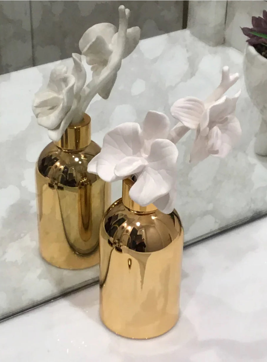 Gold Bottle White Flower diffuser - Lilly of the Valley