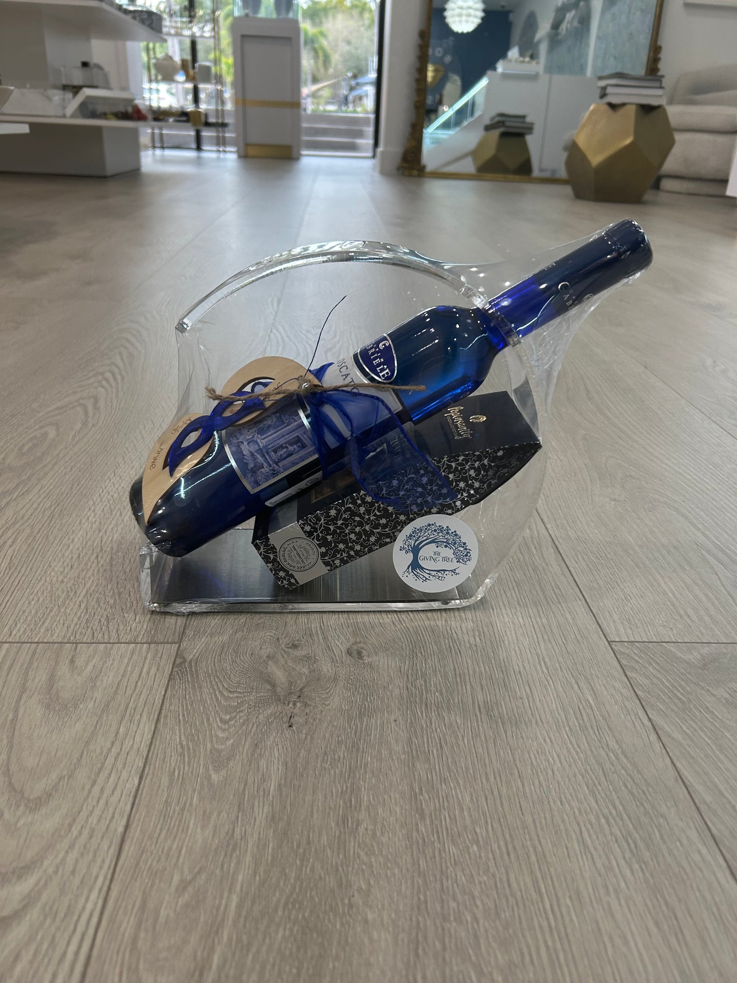 Acrylic Wine Stand Mishloach Manos