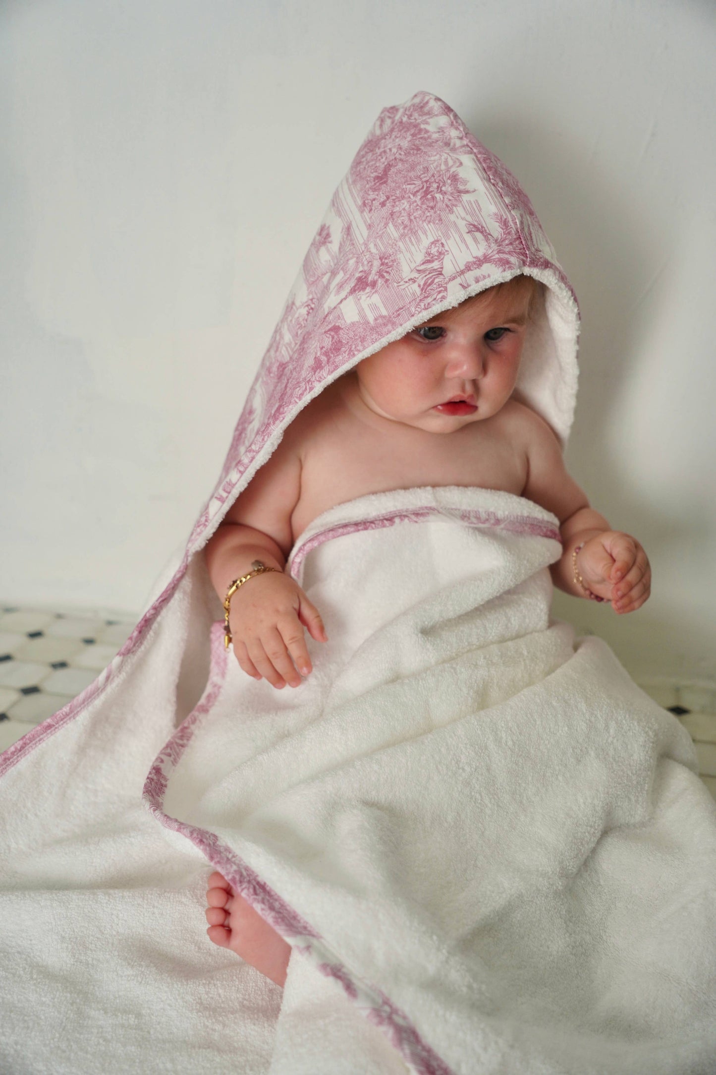 Pink Toile hooded Bath Towel