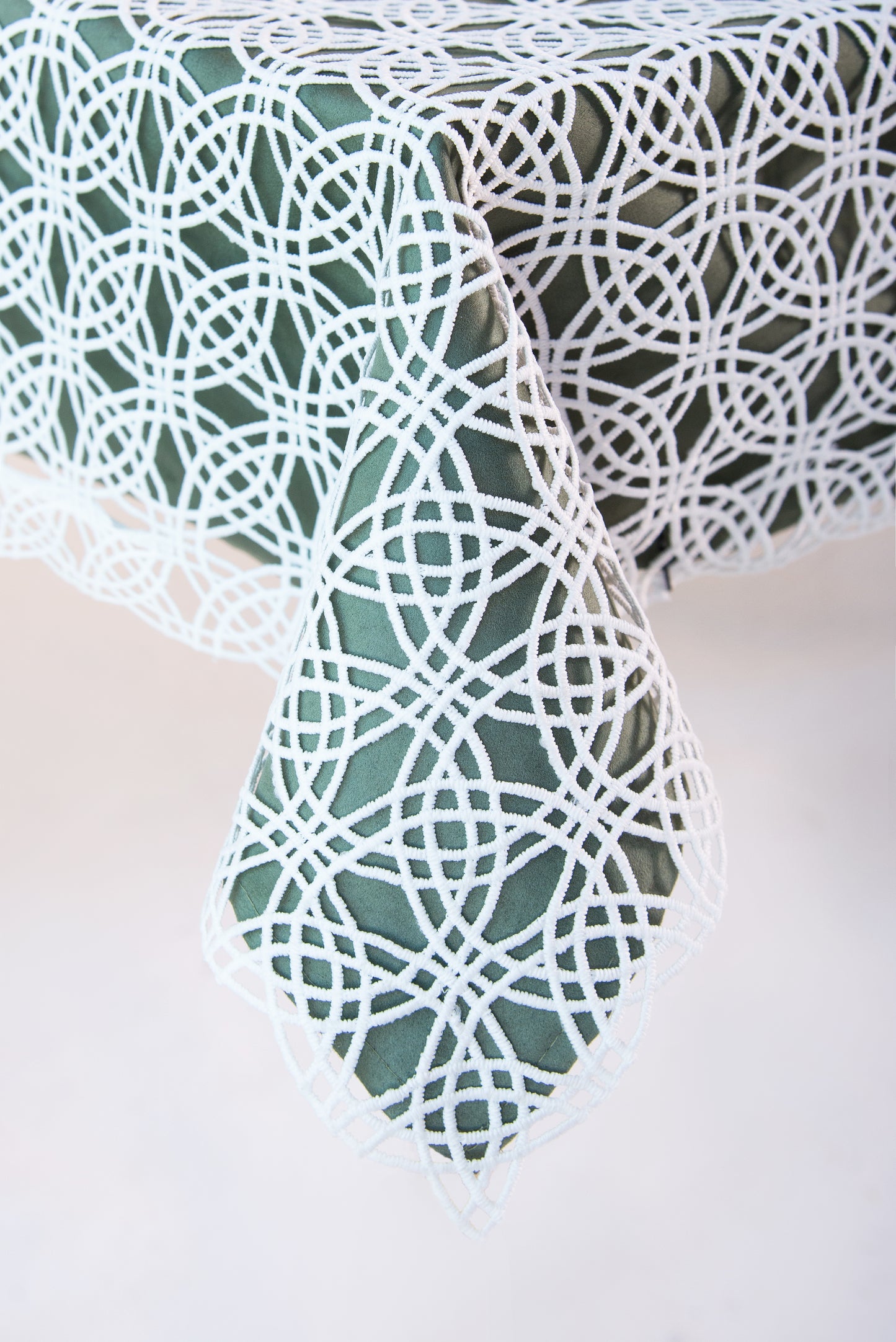 Trise Unlined and Lined Tablecloth