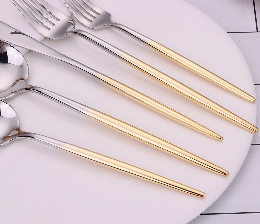 20 Pc Flatware Set - silver w/ graduated gold