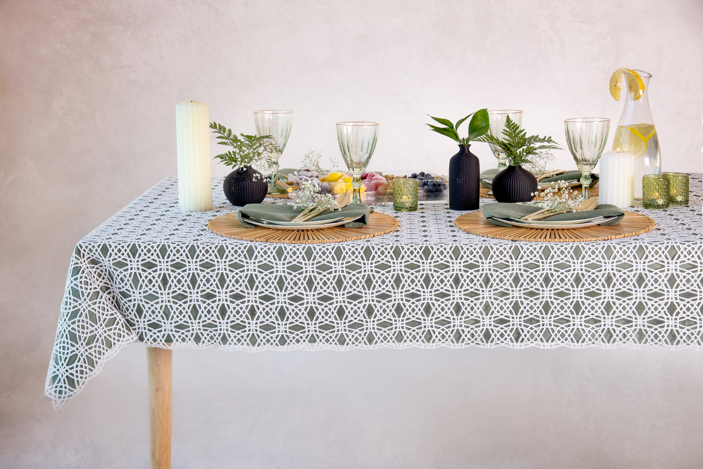Trise Unlined and Lined Tablecloth
