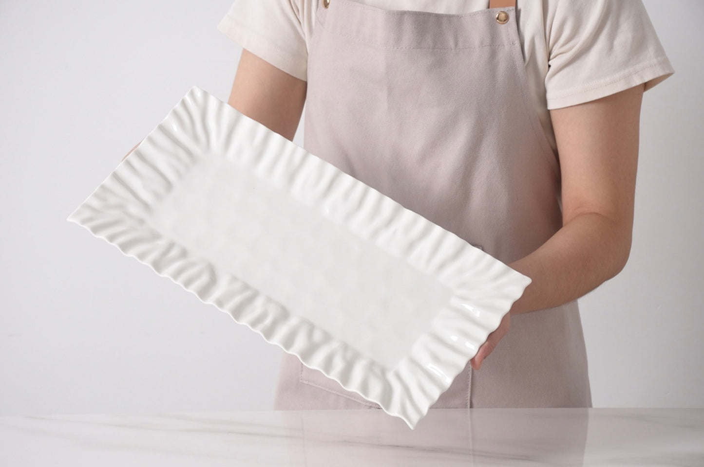 Flat Rectangular Tray w/ ruffle edge