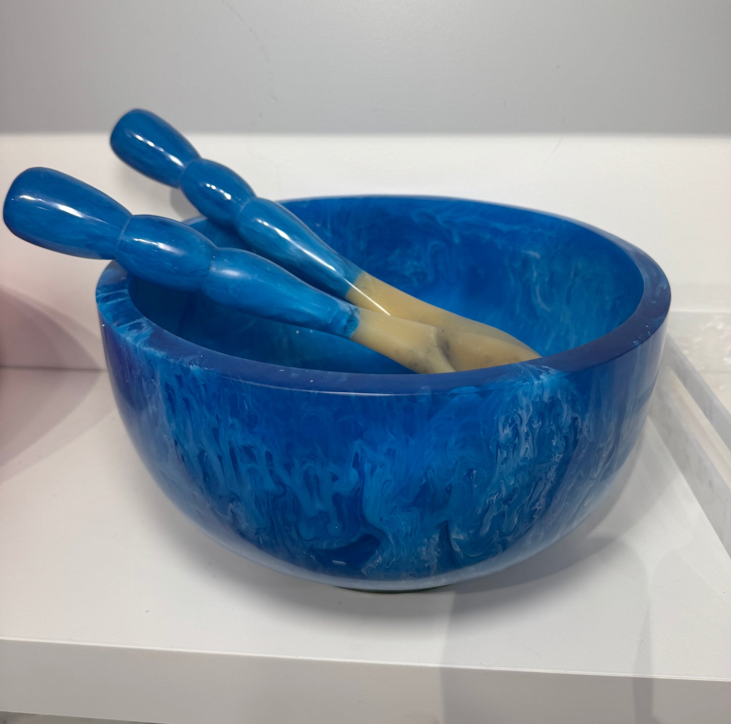 Beatriz Ball Resin Salad Bowl w/ Bubble Servers - Turquoise