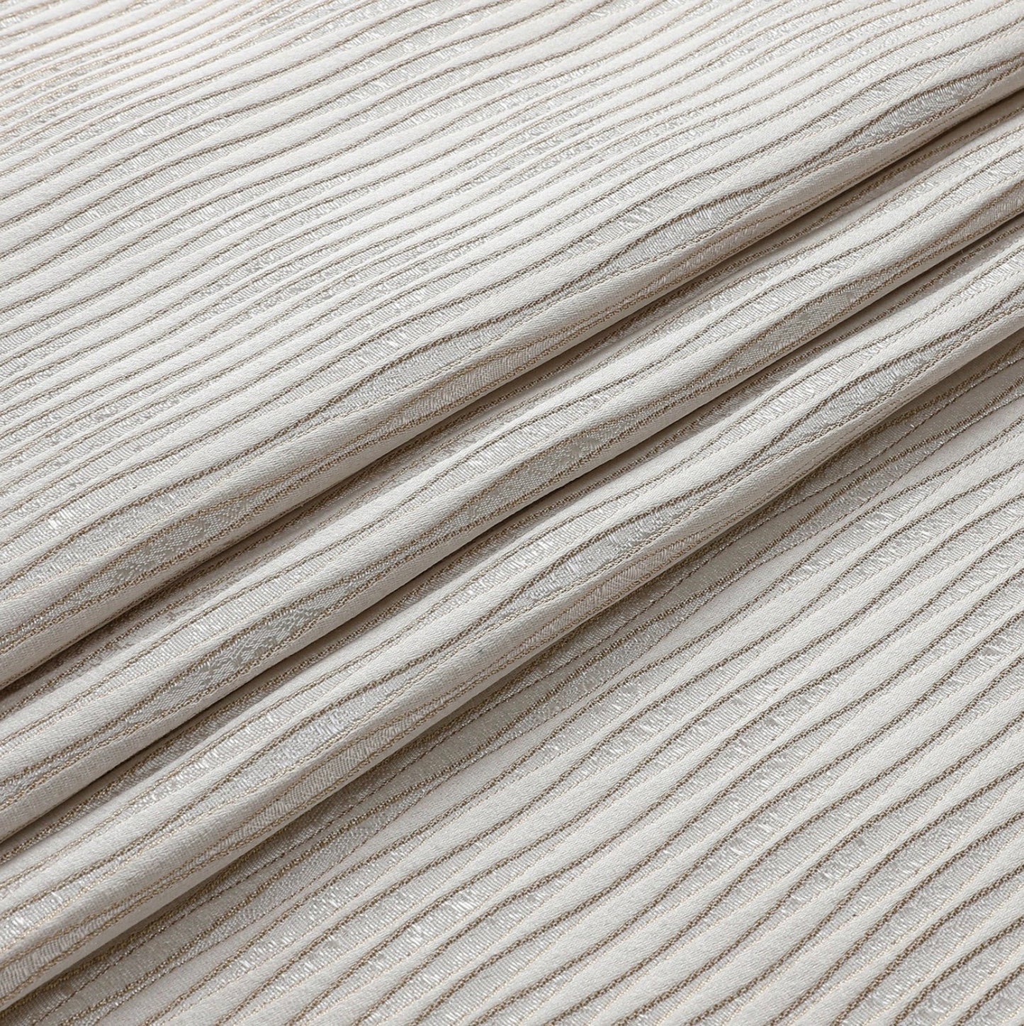 Jacquard Oceania Wave in gold or white