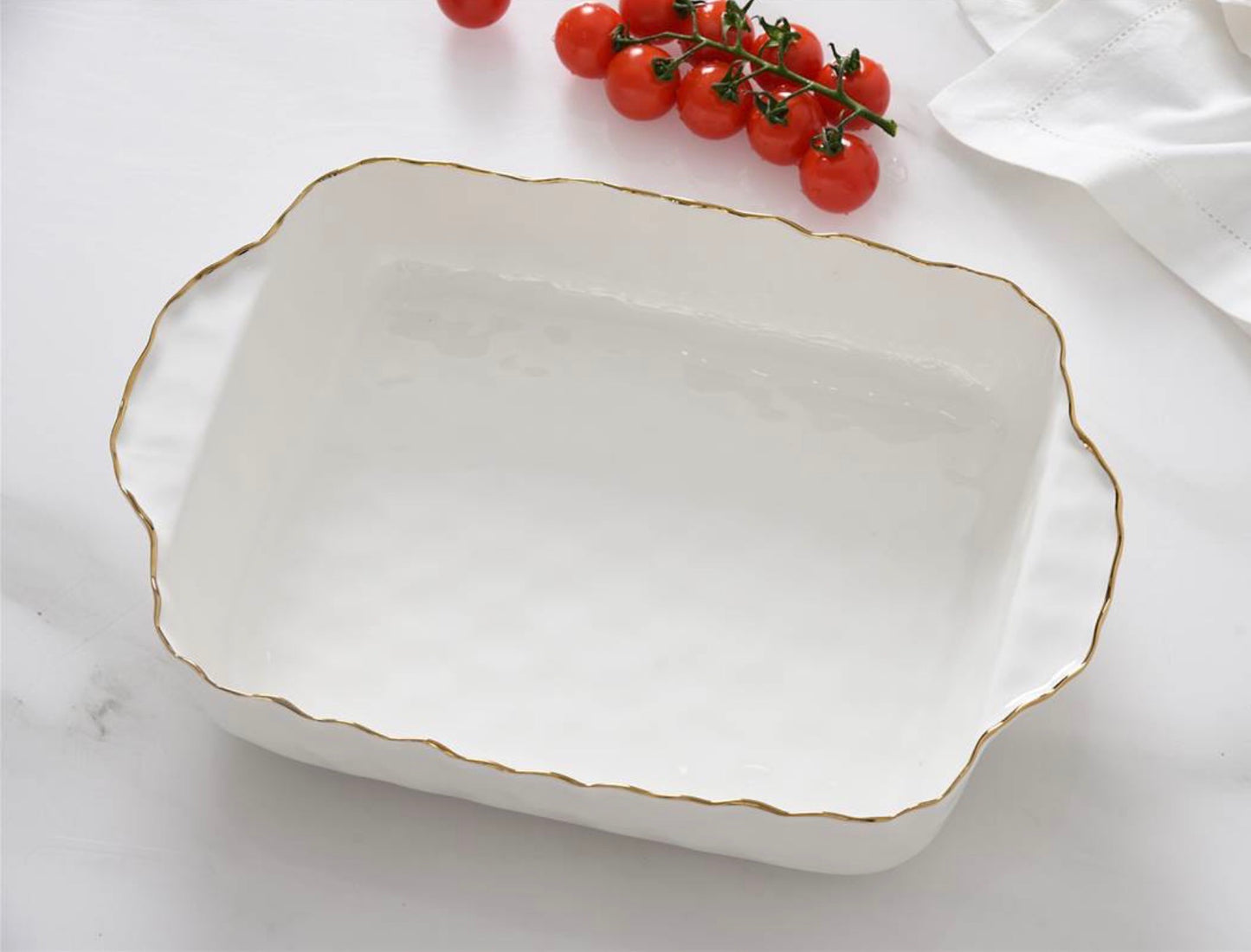 Rectangular Baking Dish with Solid Handles