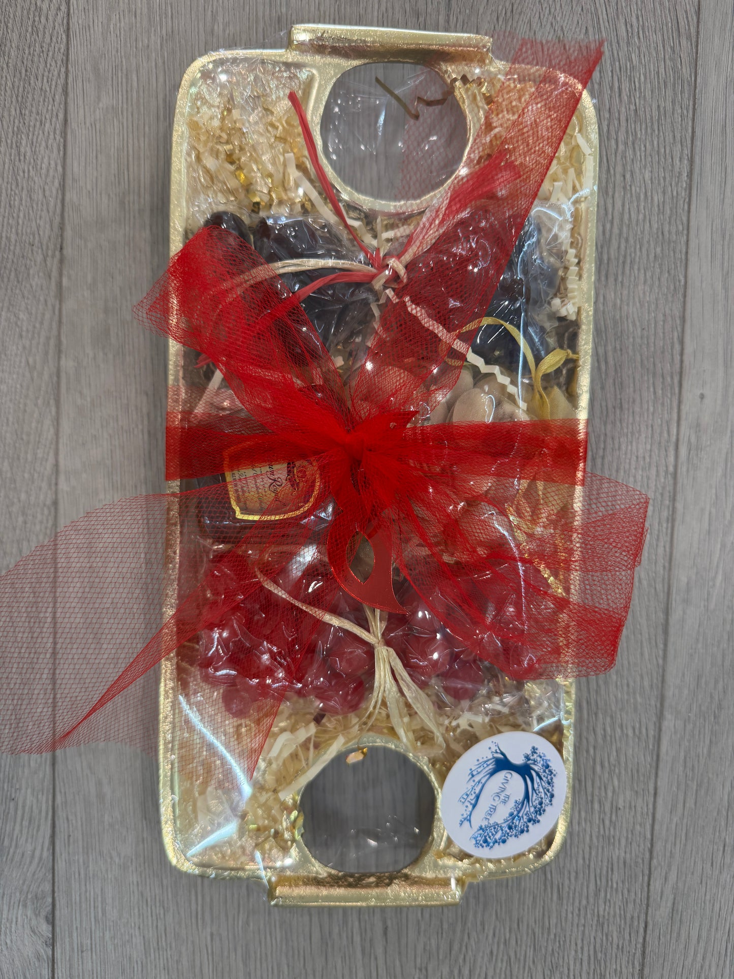 Gold Crocodile Mishloach Manot Tray