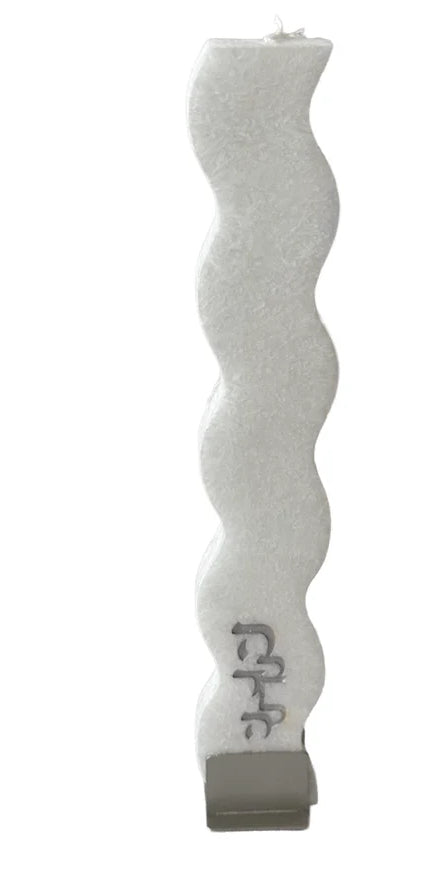White Pearl Wavy Candle with Stand