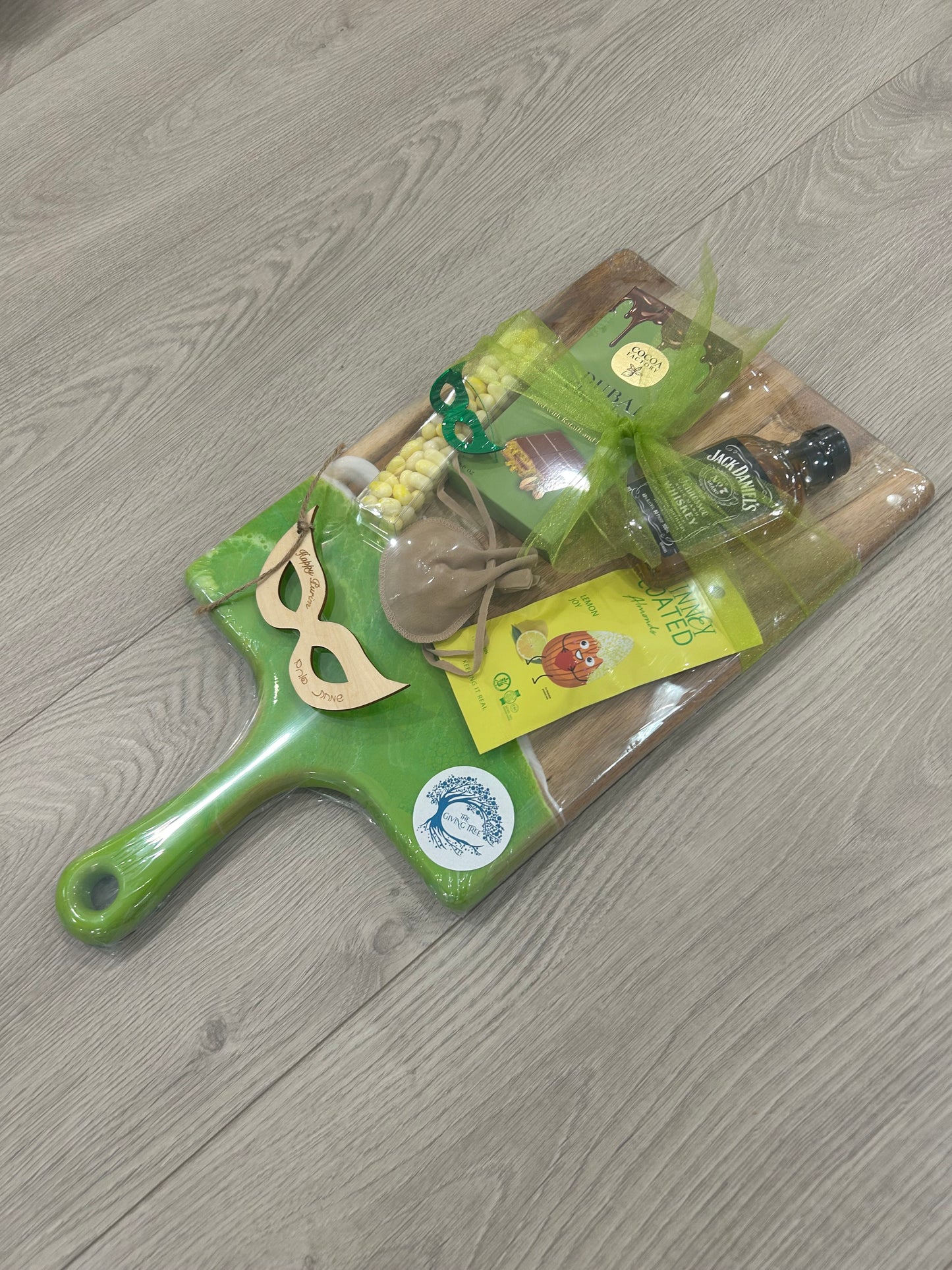 Charcuterie Board Mishloach Manot