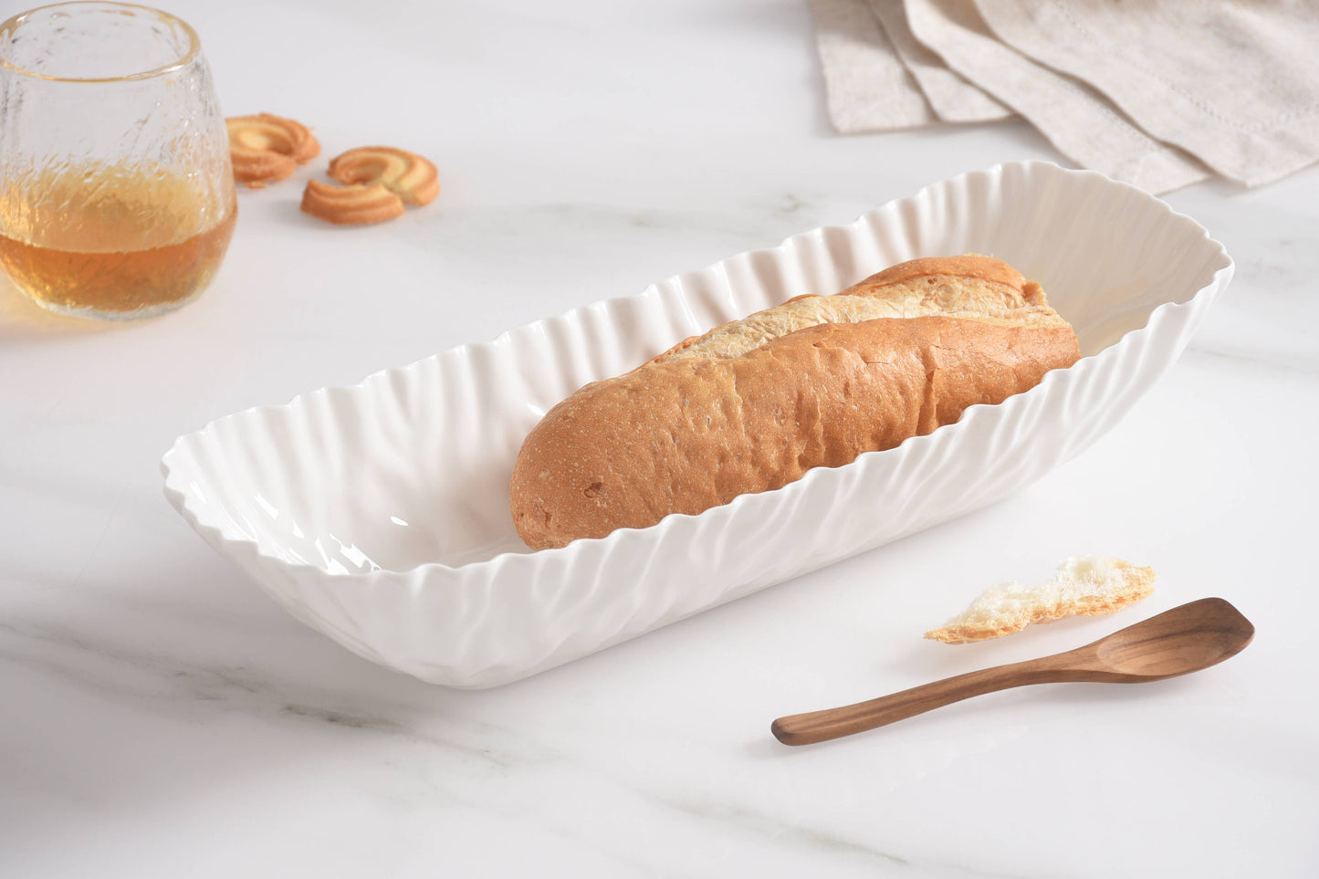 Deep oval Server
